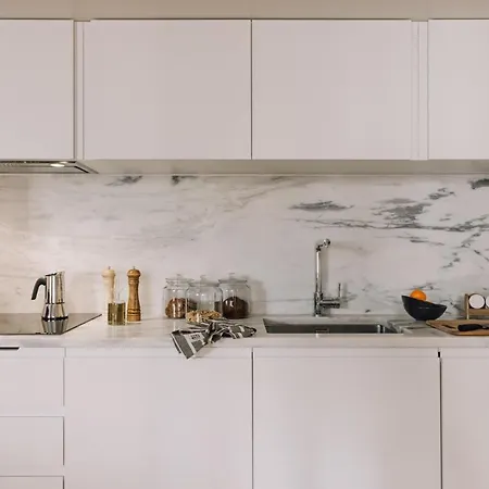 Oujda - 2 Bedrooms In Avenidas Novas * Lisbon